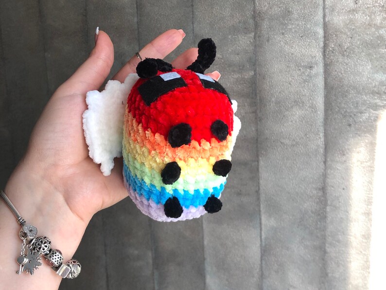 Rainbow Bee Plush CROCHET PATTERN - Etsy