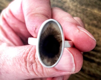 Oval dendritic agate ring, US size 8