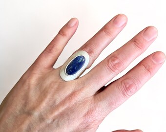 Lapis lazuli and sterling silver saddle ring, US size 5.75