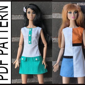 Op de afbeelding: Twee modepoppen in handgemaakte outfits. De linkerpop draagt een wit mouwloos topje met een turquoise knoopsluiting en een bijpassende turquoise rok. De rechterpop draagt een jurk met kleurvlakken in oranje, wit, zwart en blauw. Tekst: PDF PATTERN.
