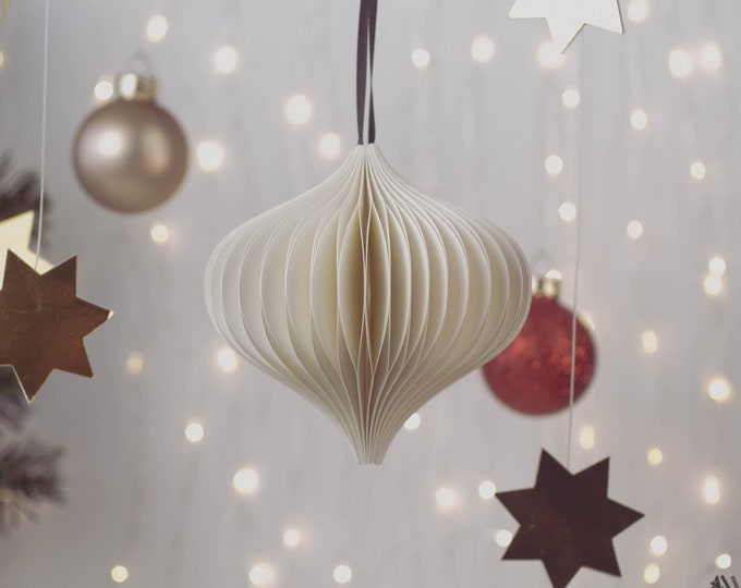 Set of 3, 6 or 9  Off White Onion Paper Ornaments | Scandi Off White Ornament | Hygge  Paper Ornament  | Recyclable Ornament | Off White