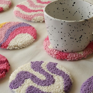 Boho Home Decor Coaster Set of 2, Handmade Punch Needle Wavy Drink Mats in Retro Aesthetic Style, Colorful Soft Cup Pad Accent Gift
