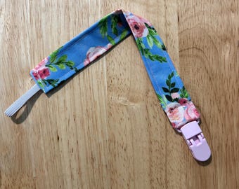 Blommig nappklämma | Babyshowerpresent | Sista minuten-bebismaterial | Rosa & Blå
