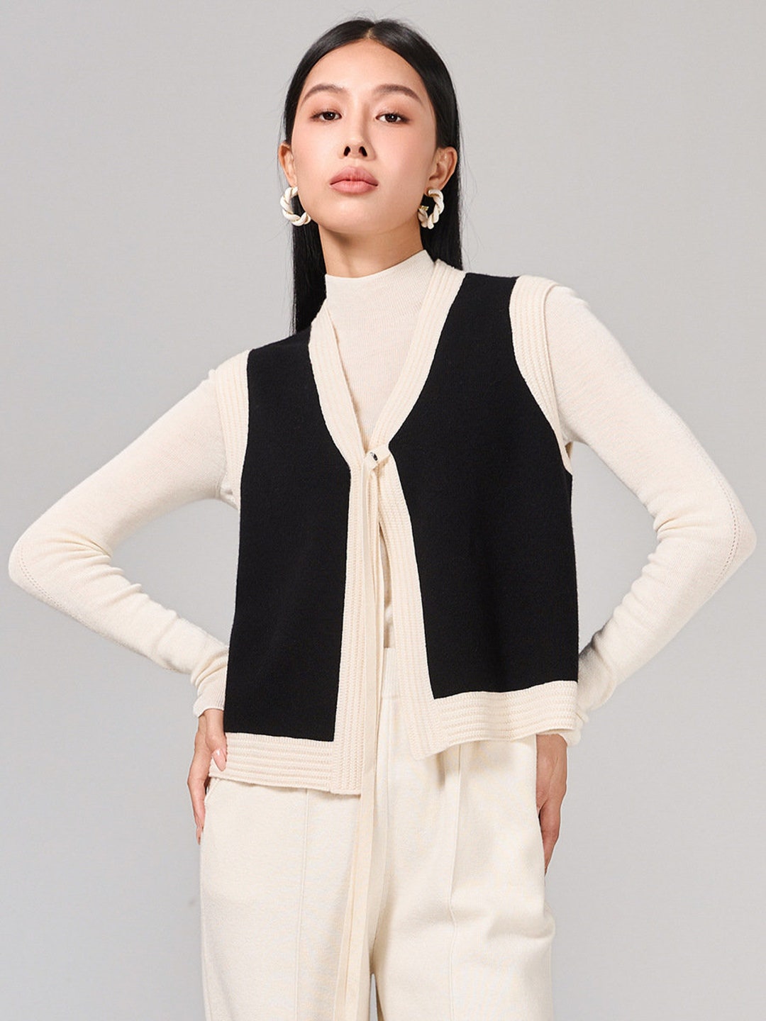 Lady 100% Sheep Wool Vests Black White Color Block Merino - Etsy