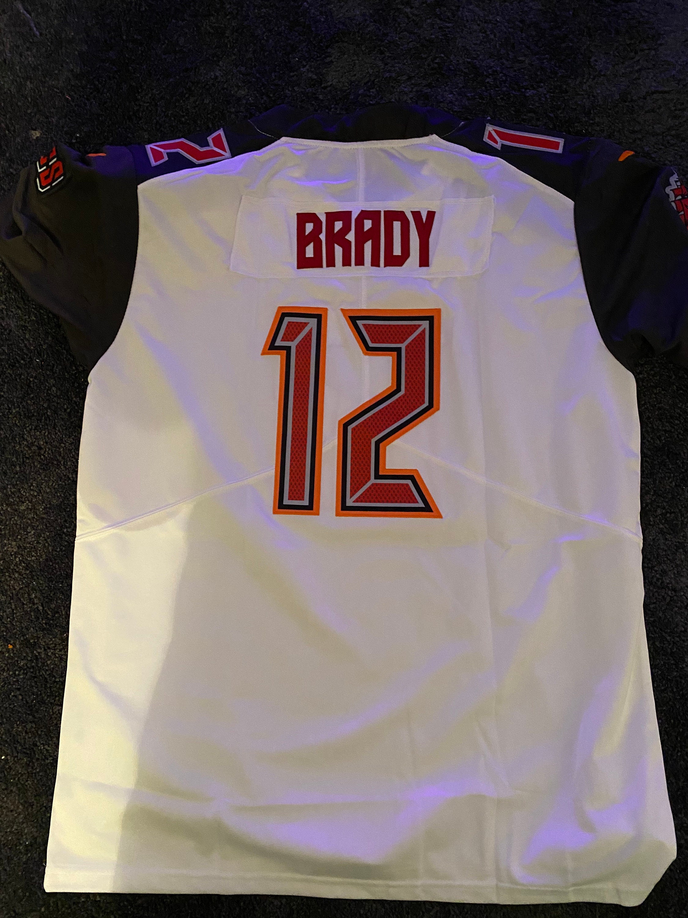 Tom Brady Tampa Bay Buccaneers Jersey (S-XL)