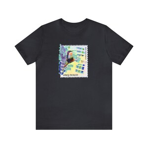 Graureiher Stempel T-Shirt | Mehrfarbiges Reiher-Grafik-T-Shirt | Wildlife Briefmarken Style Shirt (Unisex)