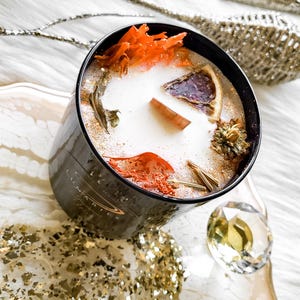 Japanese Yuzu Scented Soy Candle with Wooden Wick and Botanicals