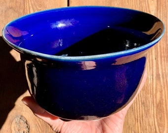 Porselein serveren Bowl met kobalt blauw glazuur, handgemaakte