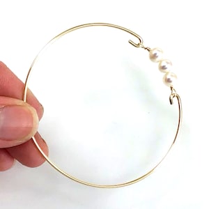 Fresh Water Pearl Bracelet Triple Pearl Bracelet June Birthday Gift Bridesmaid Gift Bridal Bracelet Pearl Jewelry 14K Gold Filled