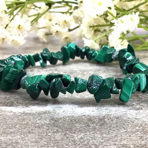 Green Malachite Bracelet Chips Stretch Bracelet Natural Malachite Jewelry Green Malachite Bracelet Healing Gemstone Bracelet