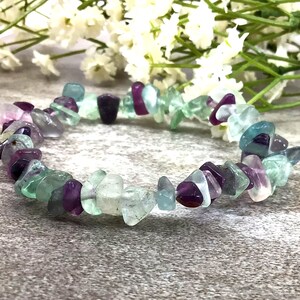 Fluorite Chips Bracelet, Rainbow Fluorite Crystal, Charka Healing Anxiety Relief Balancing Gemstone For Women Men, Green Purple Bracelet