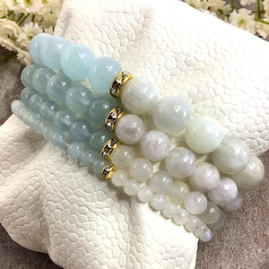 Natural Moonstone Aquamarine Bracelet, Stretchy Bracelet, Healing Jewelry Valentine&#39;s Day Gift 4mm 6mm 8mm 10mm Blue/ White Bracelet