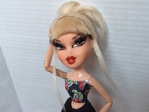 w/ Bangs Custom Bratz Doll Wig | Etsy