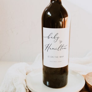Baby Announcement Wine Labels, Wine Label Template, Pregnancy Announcement Gift,  Personalized Gift, Baby Announcement, Editable, 0255
