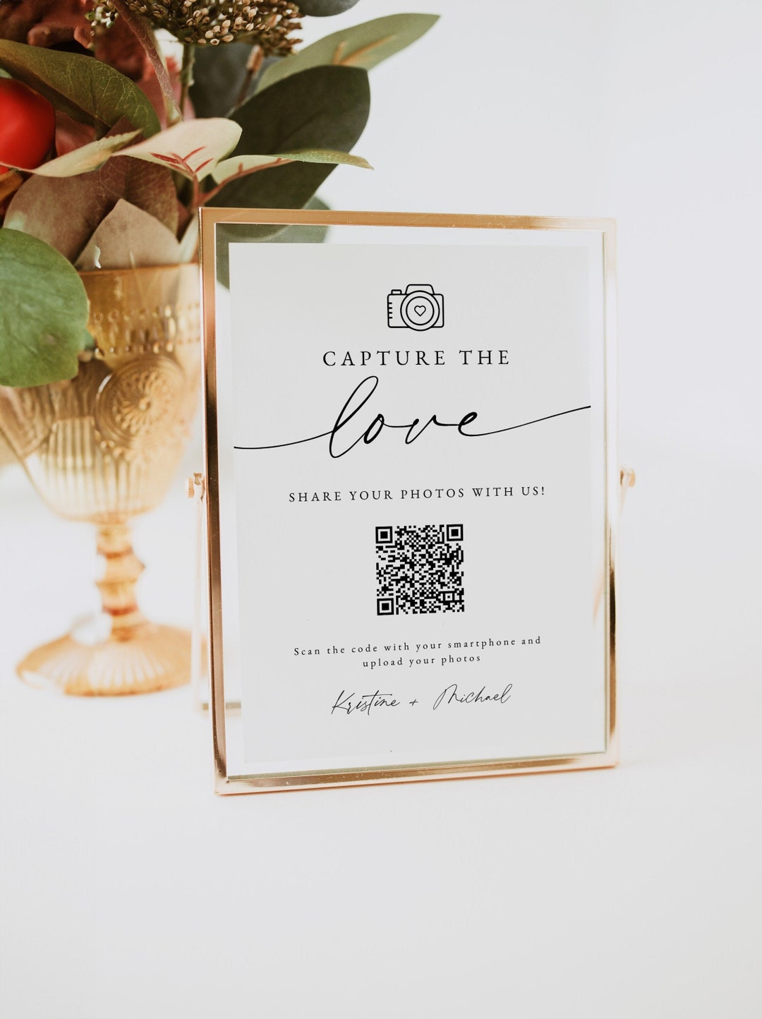 Minimalist Capture the Love Wedding Sign, Modern Wedding Photo