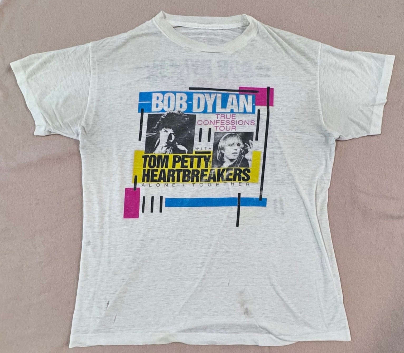 トップス 80s Bob Dylan Tom Petty true confessions 80s VINTAGE BOB DYLAN & TOM PETTY TRUE CONFESSIONS TOUR T