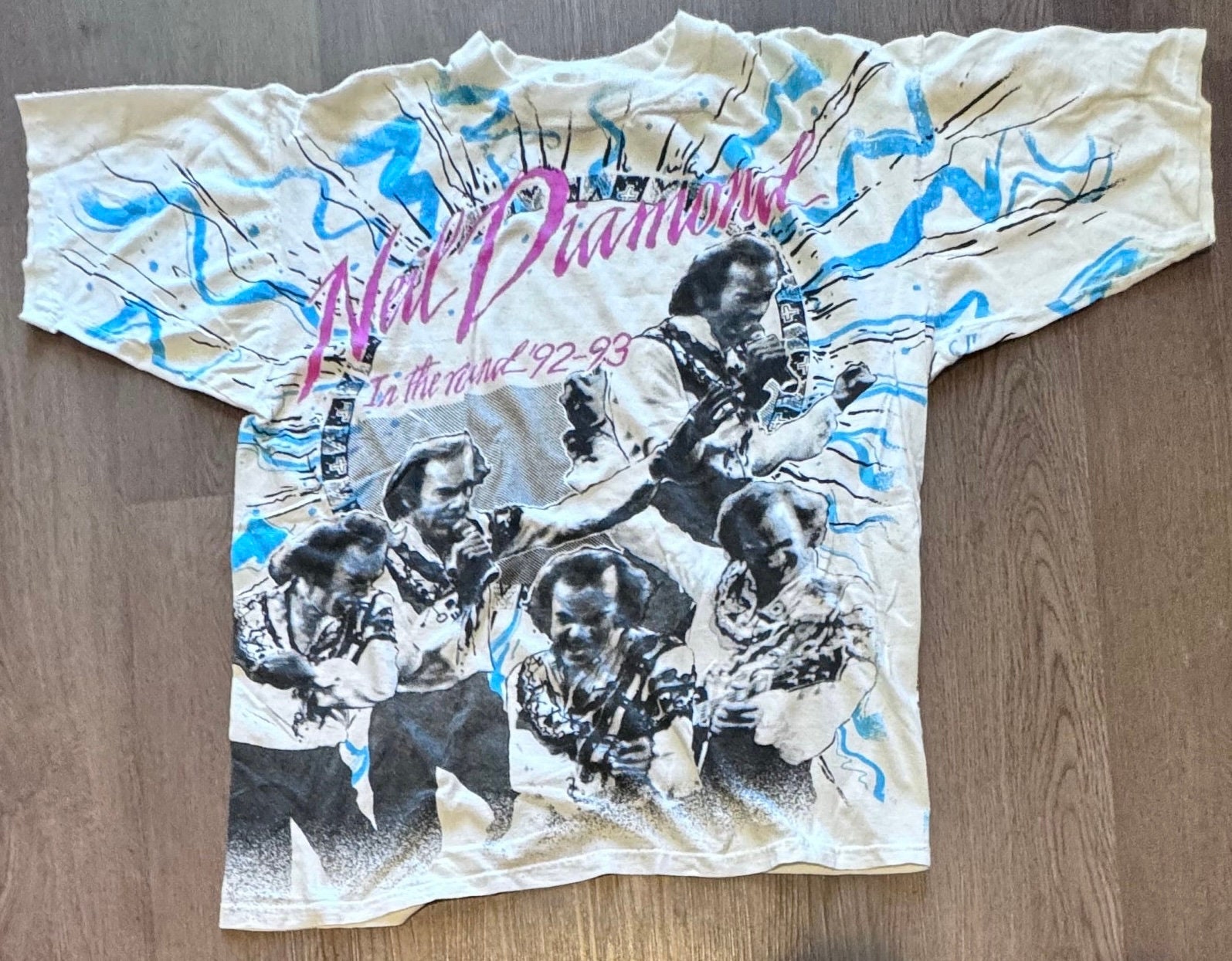 USA製】90s Neil Diamond 92-93 総柄tシャツ XL