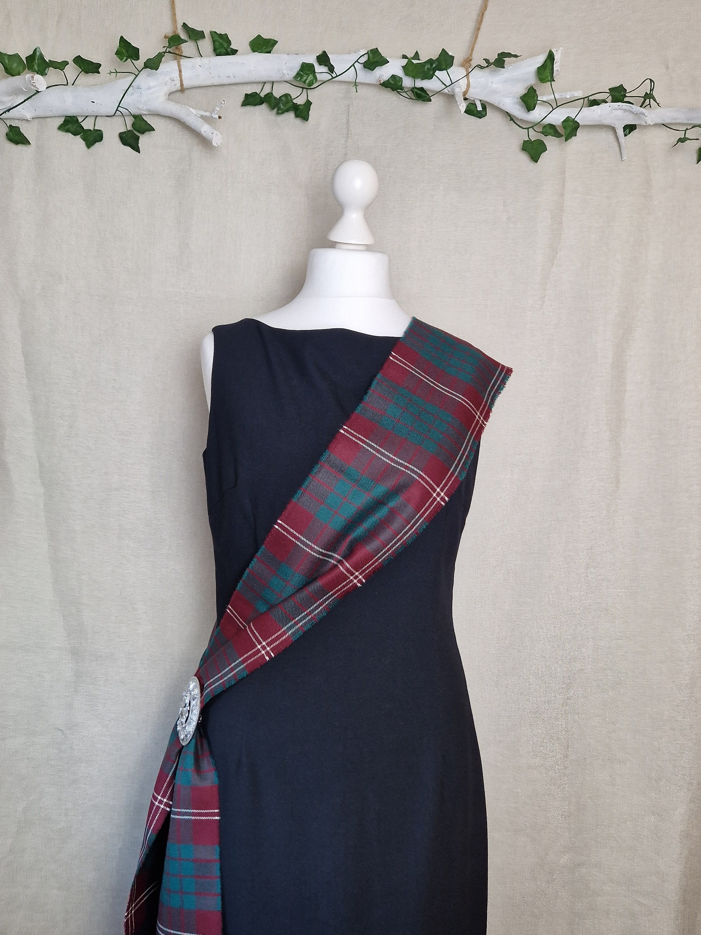 Crawford Modern 100% Wool Scottish Tartan / Plaid Self Fringed Sash 220cmx15cm