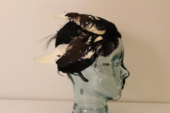 Feathered 1920 hat / 1920 feather hat