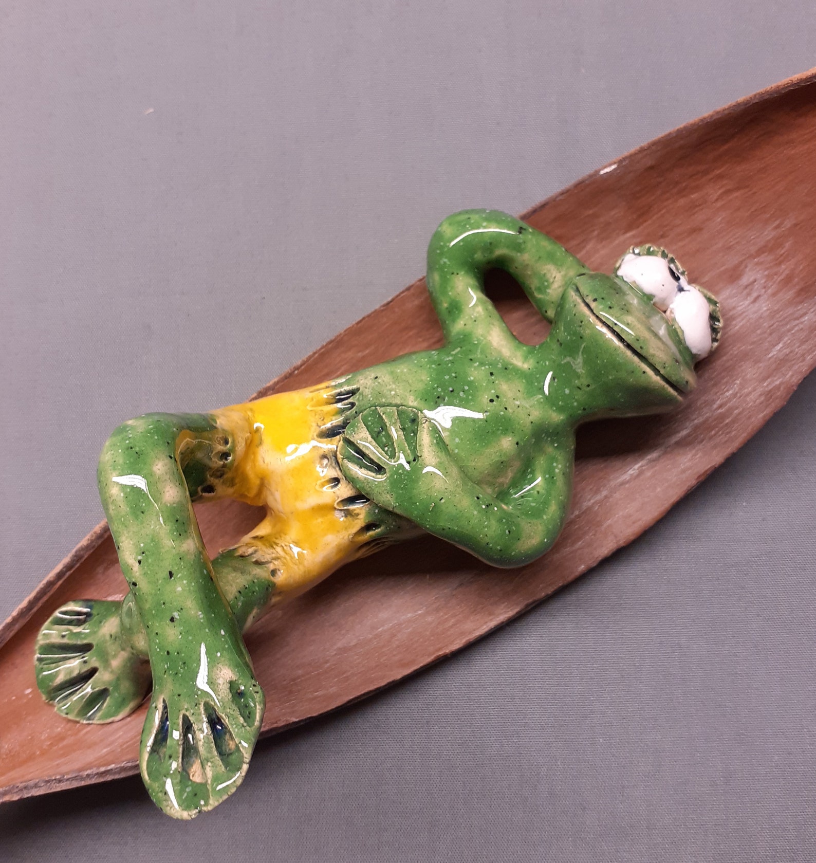 tiny ceramic frog