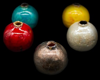 Kulisty ceramiczny wazon ręcznie robiony w żywych kolorach