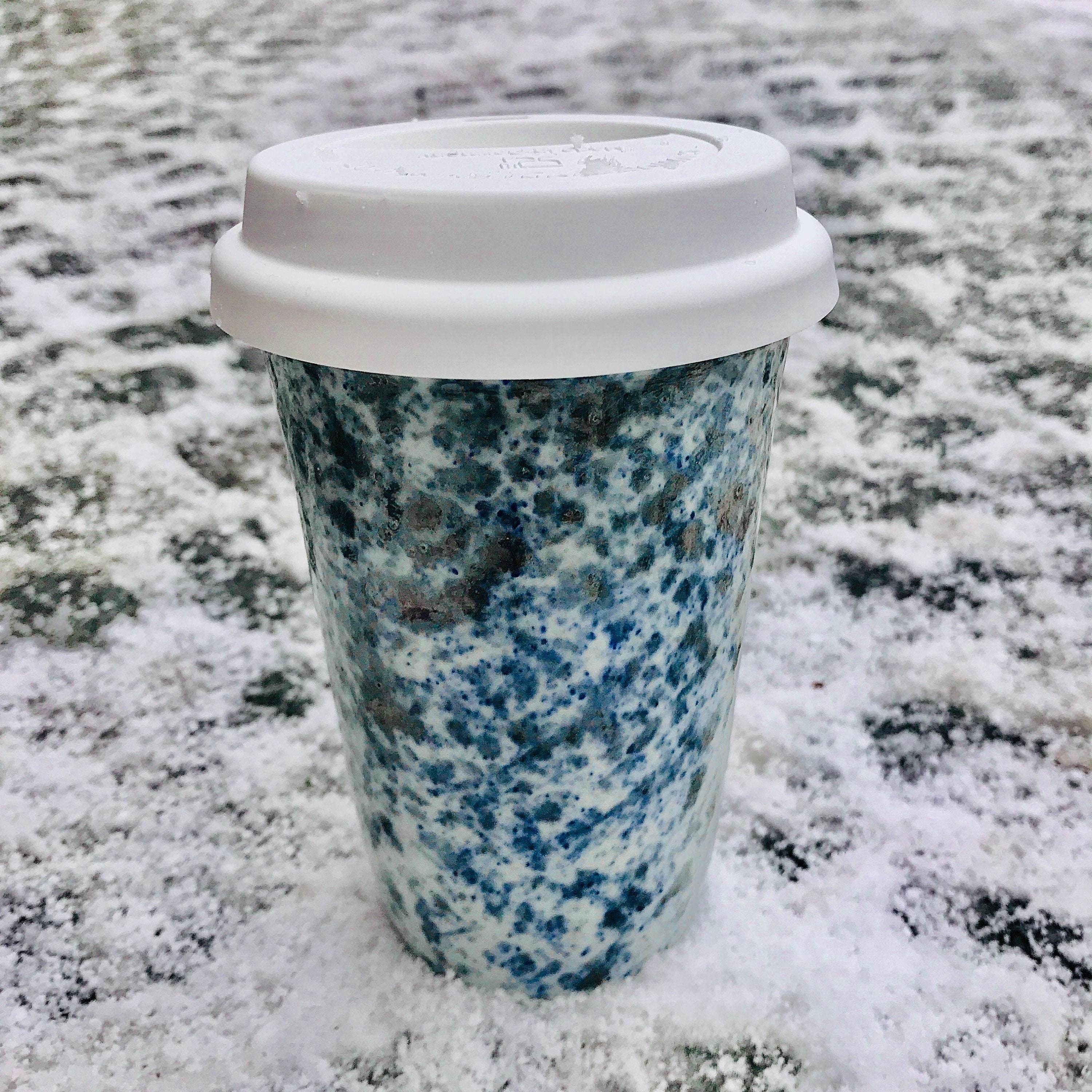 Porcelain Travel Cup - Point Bleu