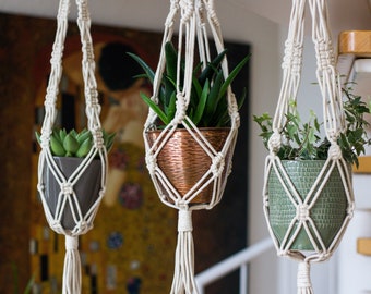 Makramee Blumenampel, Robust, Macrame Pflanzenaufhänger, BOHO Deko Planthanger naturfarben, Ampel Lang B02