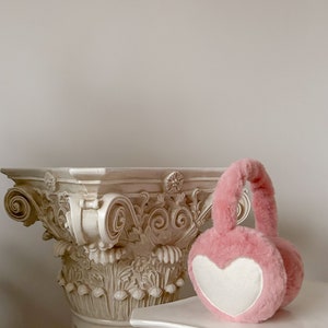 Sweetheart Muffs