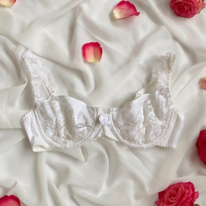 Soutien-gorge en dentelle tourterelle 75B/70C/80A