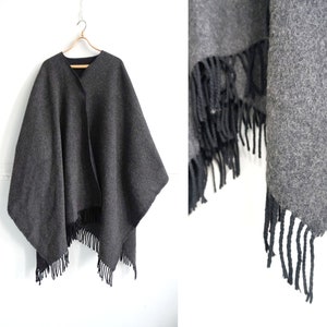 Vintage Cape Coat Women Wool Poncho Coat Gray Wool Cape Large Gray Fringed Cape Jacket Wool Cape Coat Oversized Gray Poncho Coat