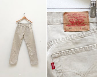 beige jeans levis
