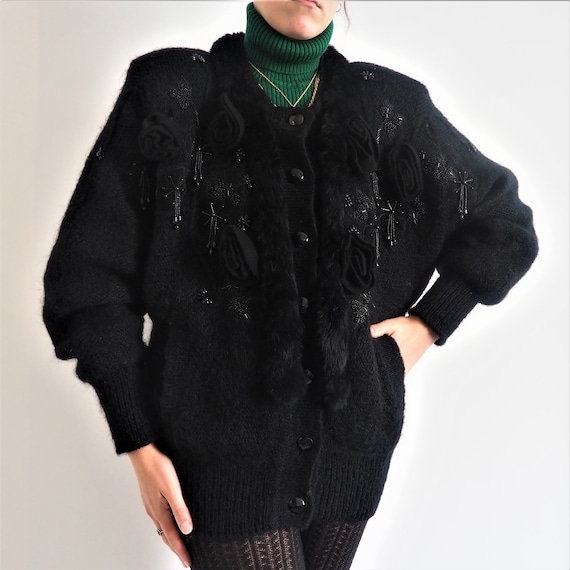 Vintage cardigan in embroidered wool