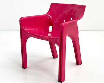 Rosa Gaudi fåtölj av Vico Magistretti för Artemide, 1984