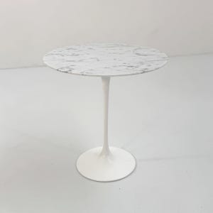 Tulip Side Table in Marble by Eero Saarinen for Knoll, 1970s