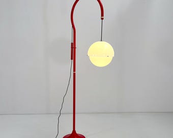 Rode vloerlamp model 4055 van Luigi Bandini Buti voor Kartell, jaren 60