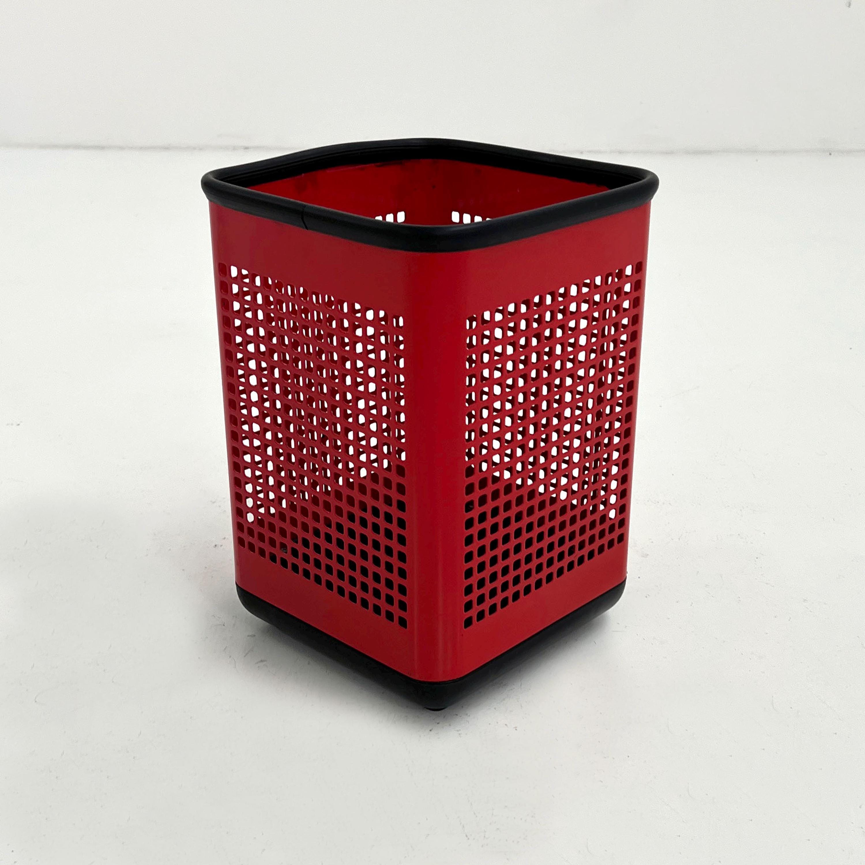 Kartell”Waste Basket スペースエイジ Vintage TAG Chicago Trash Can Space Age Trash Can Kartell