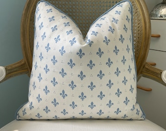 Schumacher 18"x 18" both sides "Fleur de Lis" in blue pillow cover. Designer pillow cover. Decorative pillow cover. High end pillow cover.