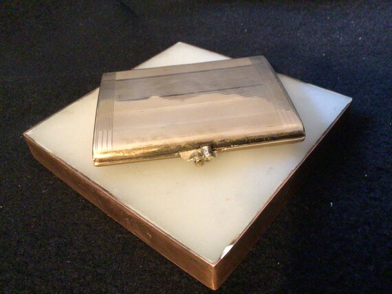 Original 1940s Stratton brass compact fully marked an… - Gem