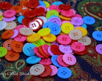 Acrylic Sewing Buttons-20mm/12mm-2.5mm thick-4 holes of 1mm-Pack of 20 Buttons-Random Mix-Plastic Buttons-Multicolored-Craft-Scrapbook