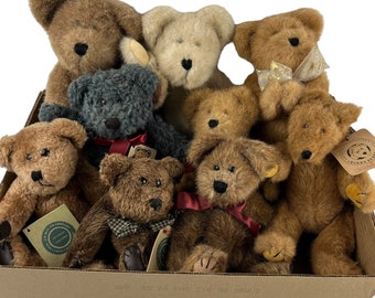Lot of 9 Boyds Bears 8 to 12 Inch Vintage Jointed Stuffed Animals
