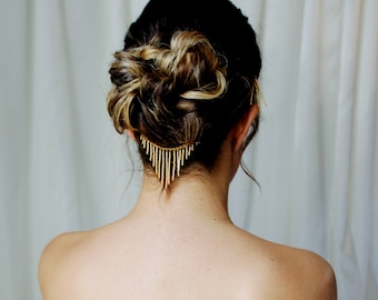 Ornement de Cheveux Mariée, Fine Chaîne Dorée & Cascade de Minuscules Perles Dorées - VICTOIRE-