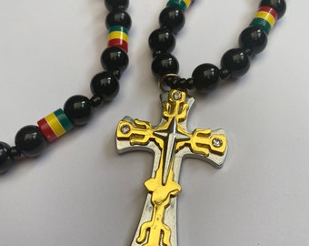 collar de cruz de salvación con cuentas rasta 5h