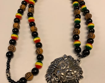 Collier lion rastafari