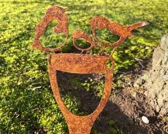 Rusty Spade Garden Art - Robin Family, Perching Birds, Old Garden Spade, Garden Decor, Boarder Decoration, Flowerbed Ornament