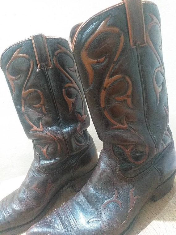 Wrangler cowboy leather boots size 8