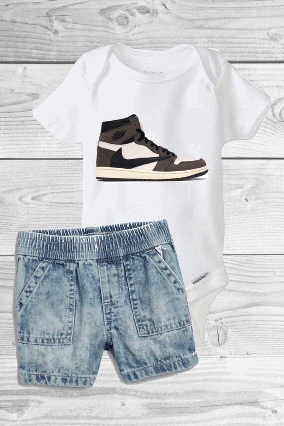 infant travis scott 1