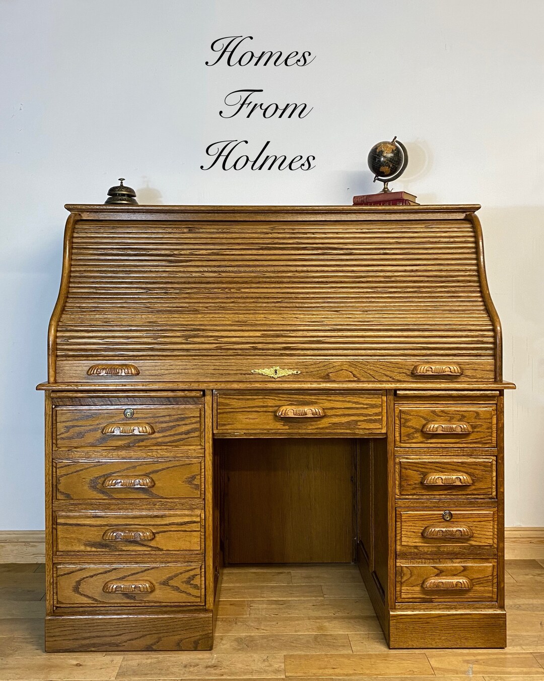 Roll Top Desk / Bureau / Roll Top Computer Desk / Oak Finish Desk