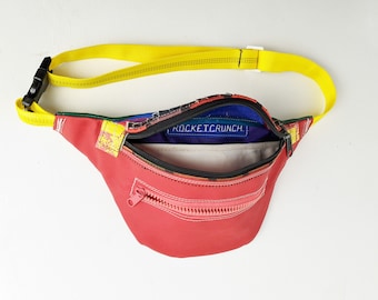 Waist Bag Belt from Lorry Tarpaulin, recycled Zipper