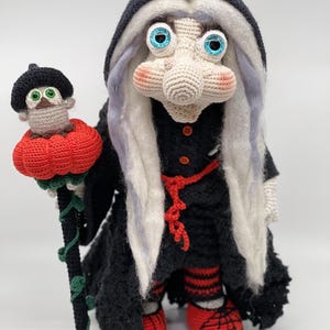 Handmade Crocheted Witch Doll – Whimsical Halloween Decor – Amigurumi Witch with Pumpkin Staff – Spooky Cute Collectible