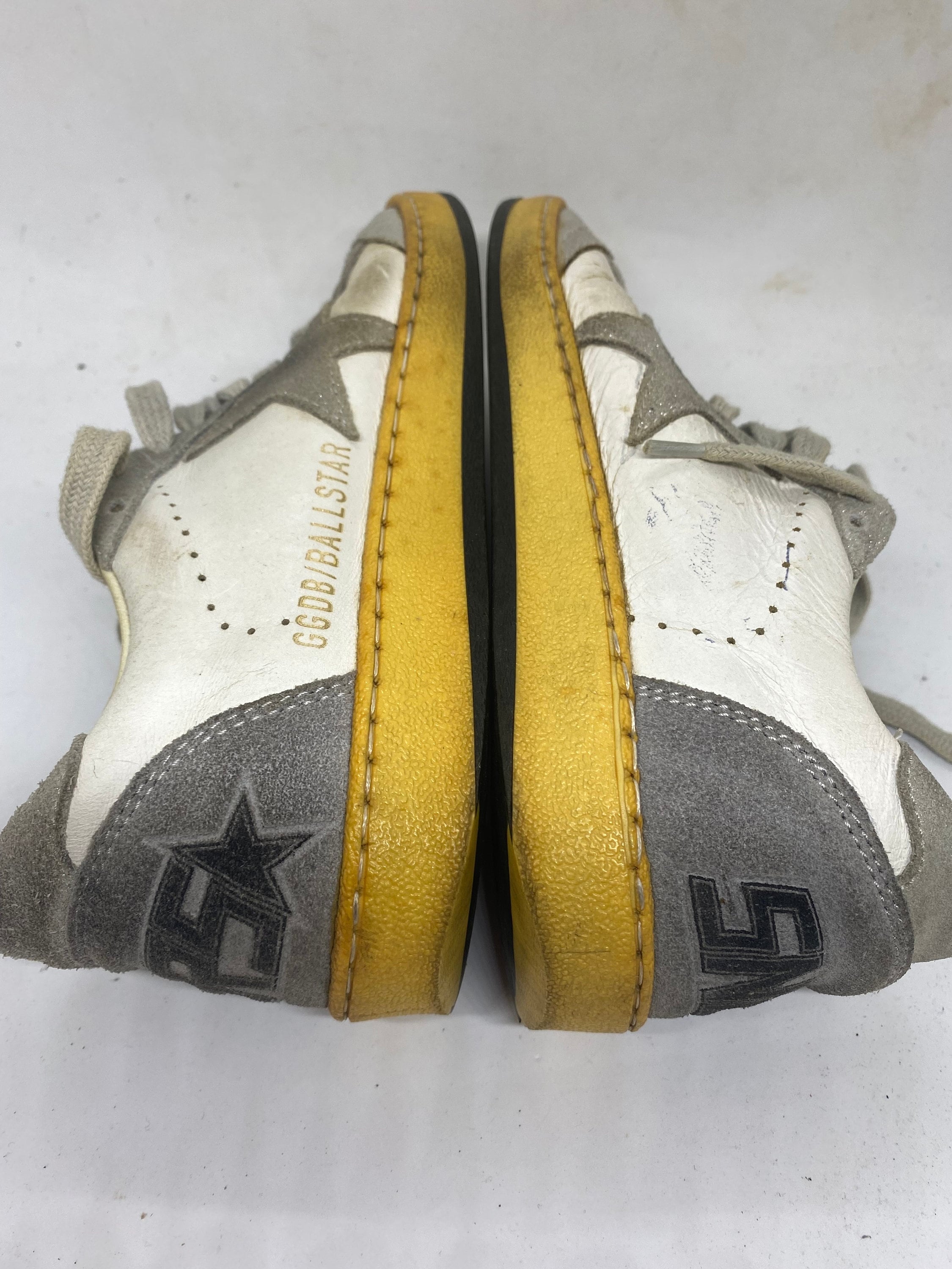 【関税&送料込】Golden  Deluxe Brand Ball Star Low-Top Golden Goose Deluxe Brand Women's Ball Star Low Top Sneakers